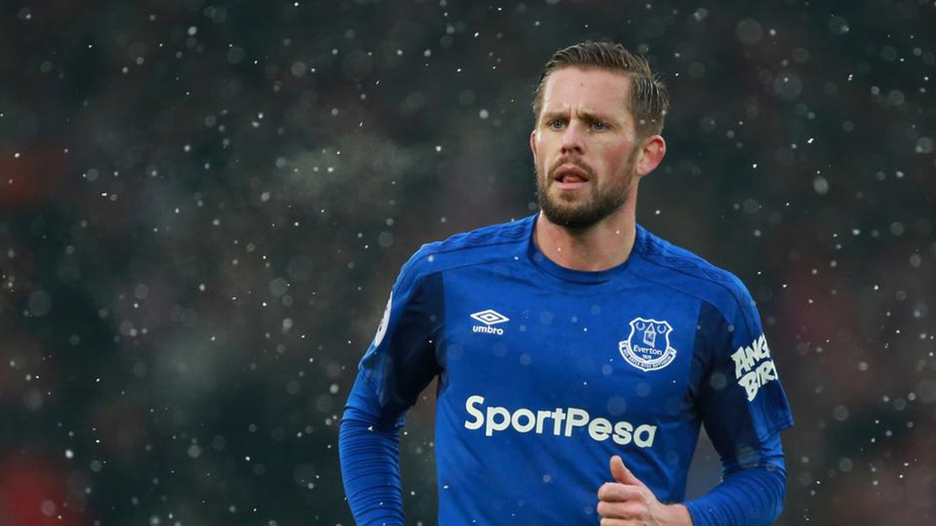 开云体育平台APP-新疆队对阵勇士，浓眉成为胜负手，一场跨越篮球文化的对话